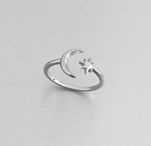 Women's Beautiful Solid Metal Star & Moon Toe Ring White Gold Plated Silver