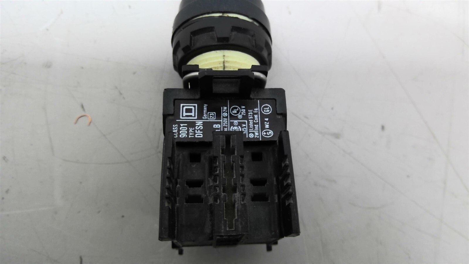 Square D 9001-DFSN Push Button Switch Amber
