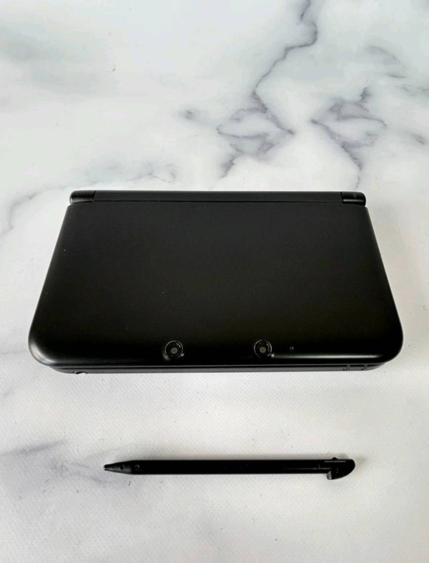 Nintendo 3DS XL LL Handheld Gaming Console With SD + AC