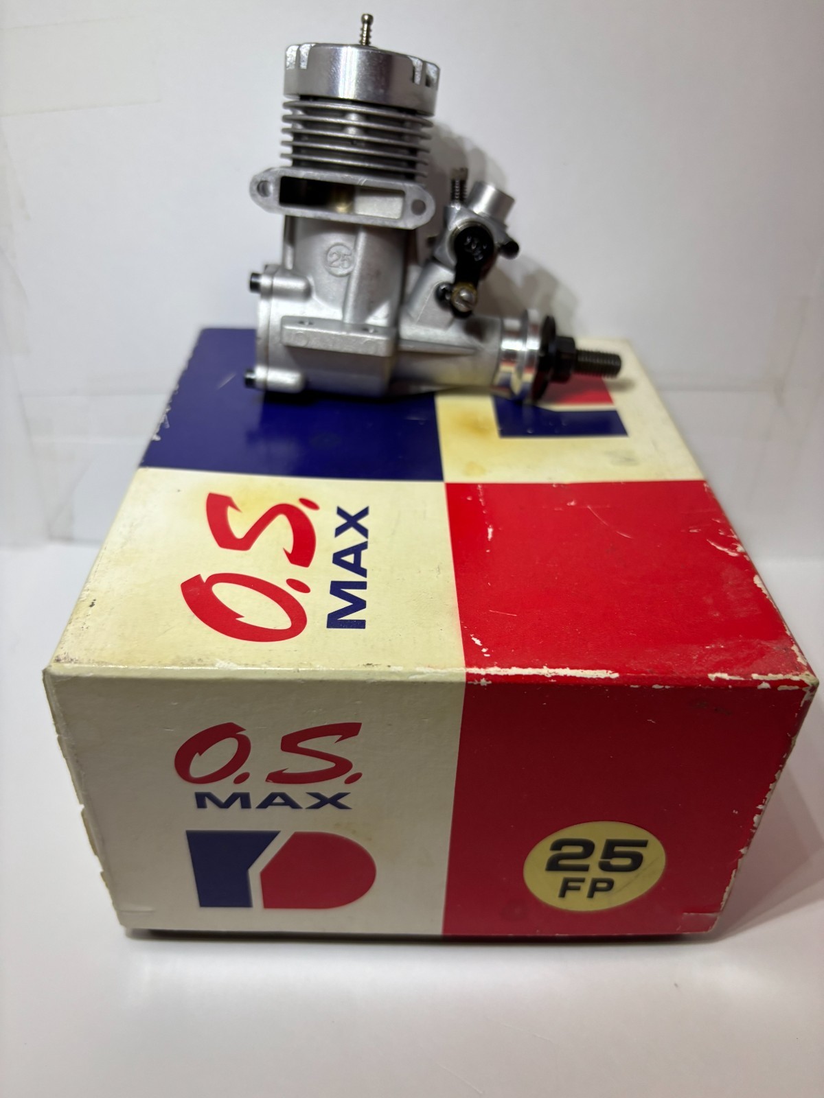 Used O.S Max 25 FP model 2057 2 stroke rc model aircraft engine