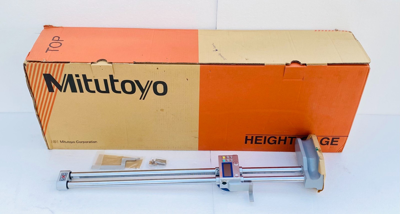 Mitutoyo 192-672-10 Digimatic Multi-Function Digital Height Gauge 0-24"