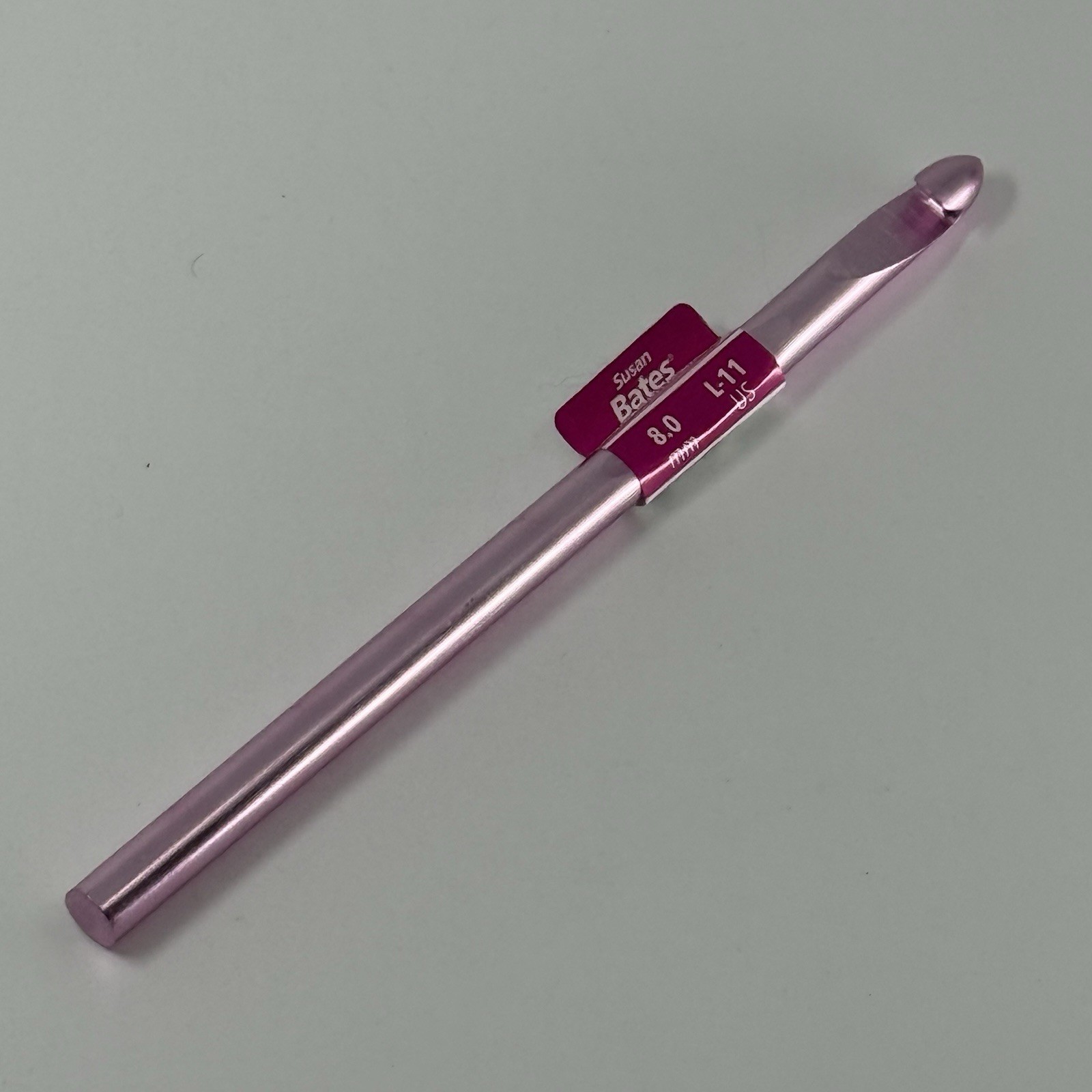Susan Bates Silvalume Aluminum Crochet Hook 5.5" - Size L11/8mm NWT