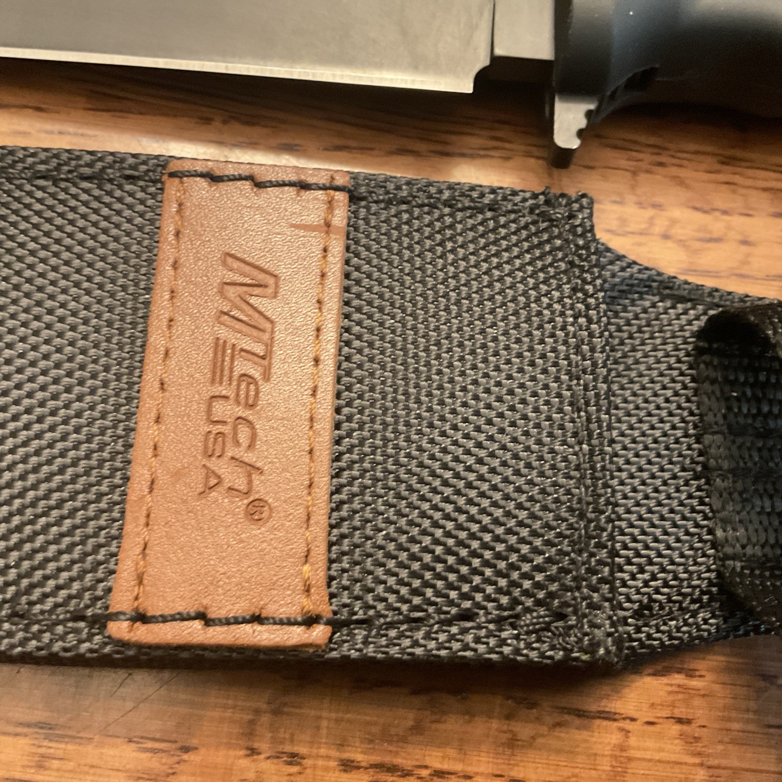 MT-086 fixed blade knife With Sheath……..