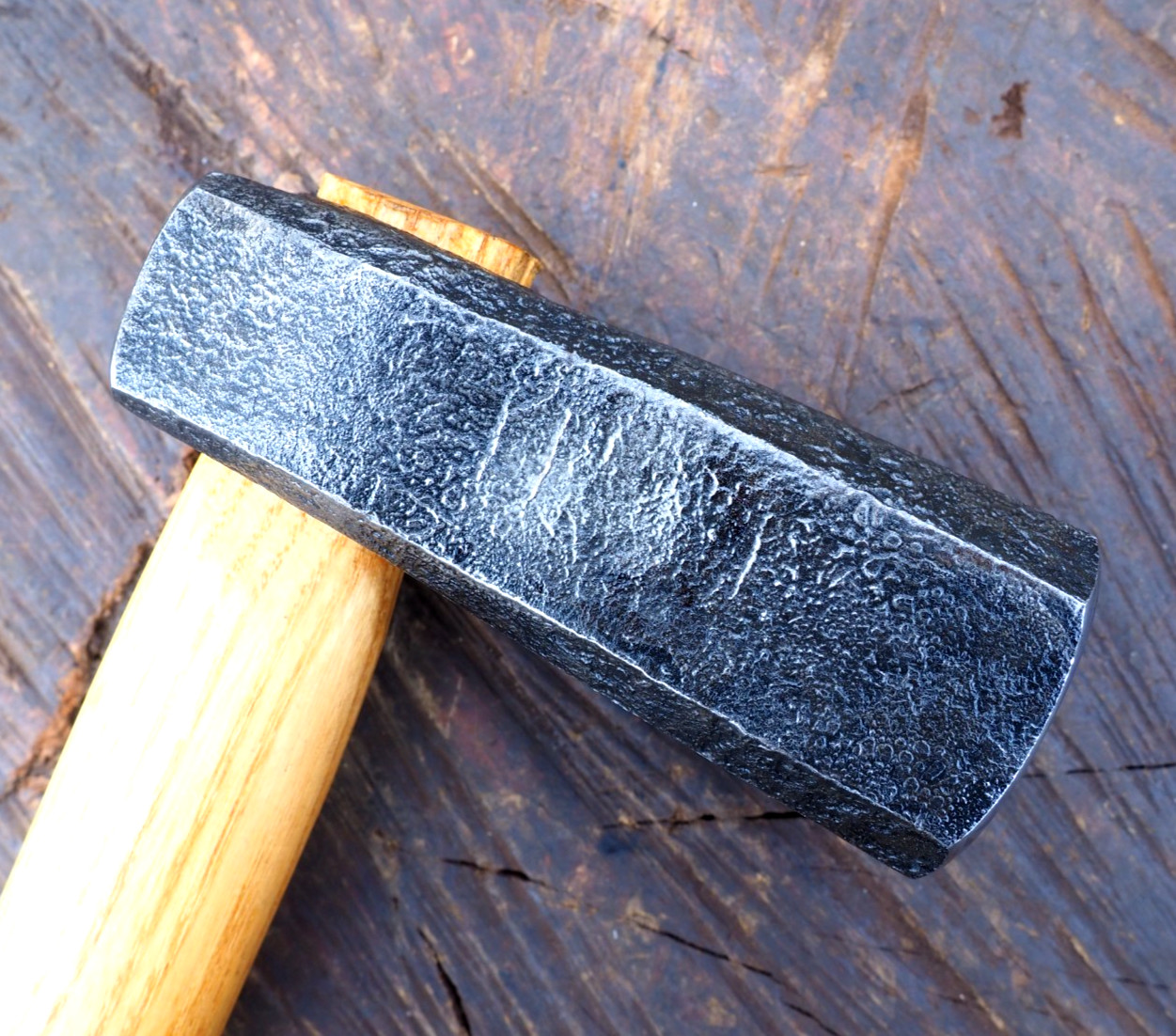 RARE 2.9# SIGNED BLACKSMITH "LIAM HOFFMAN" DOG HEAD HAMMER ANVIL SAW AXE VINTAGE