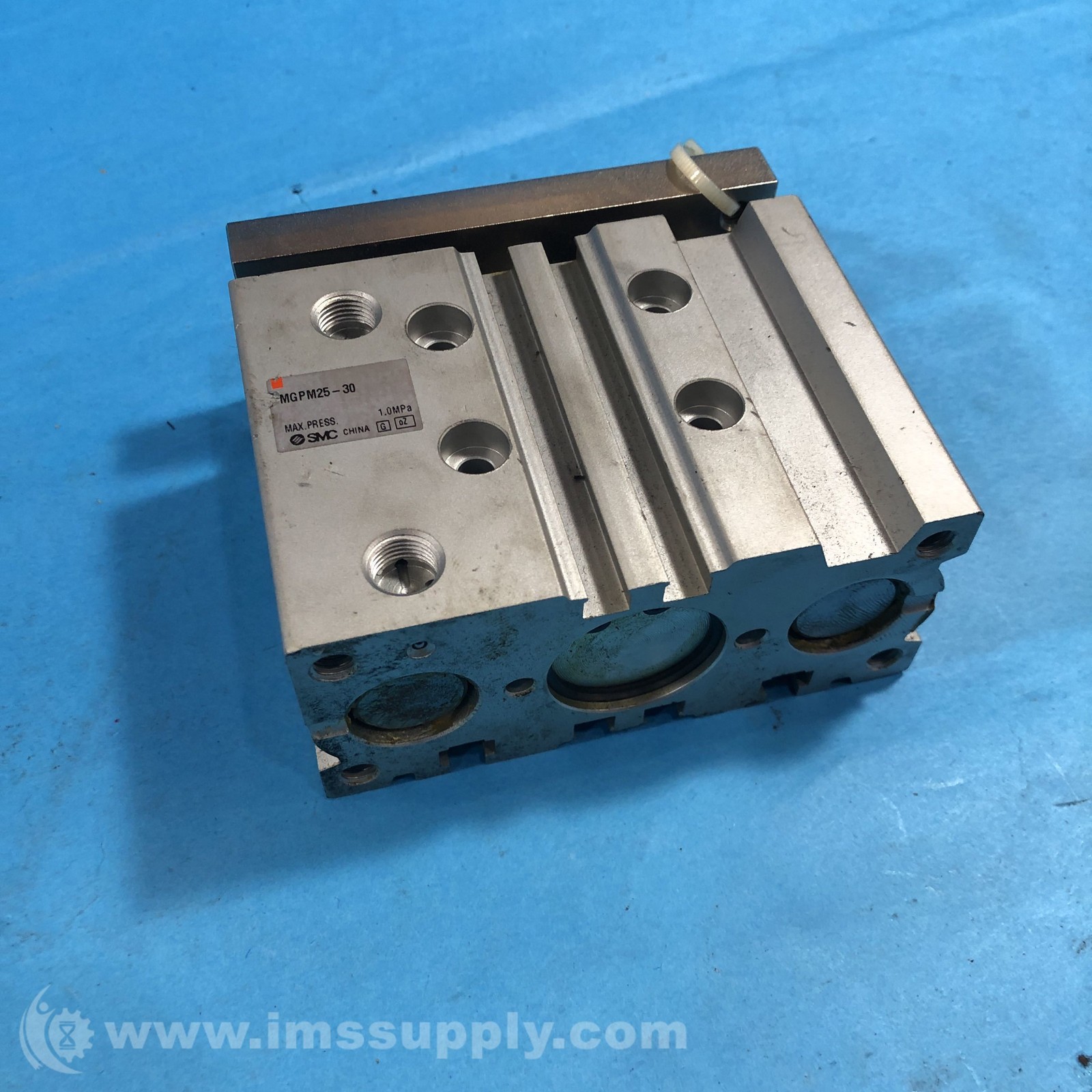 SMC MGPM25-30 Compact Guide Cylinder USIP