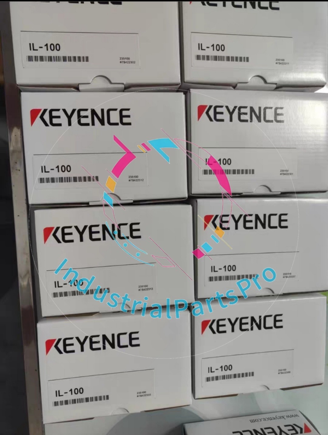 1PC New Keyence IL-100 Sensor New In Box IL-100