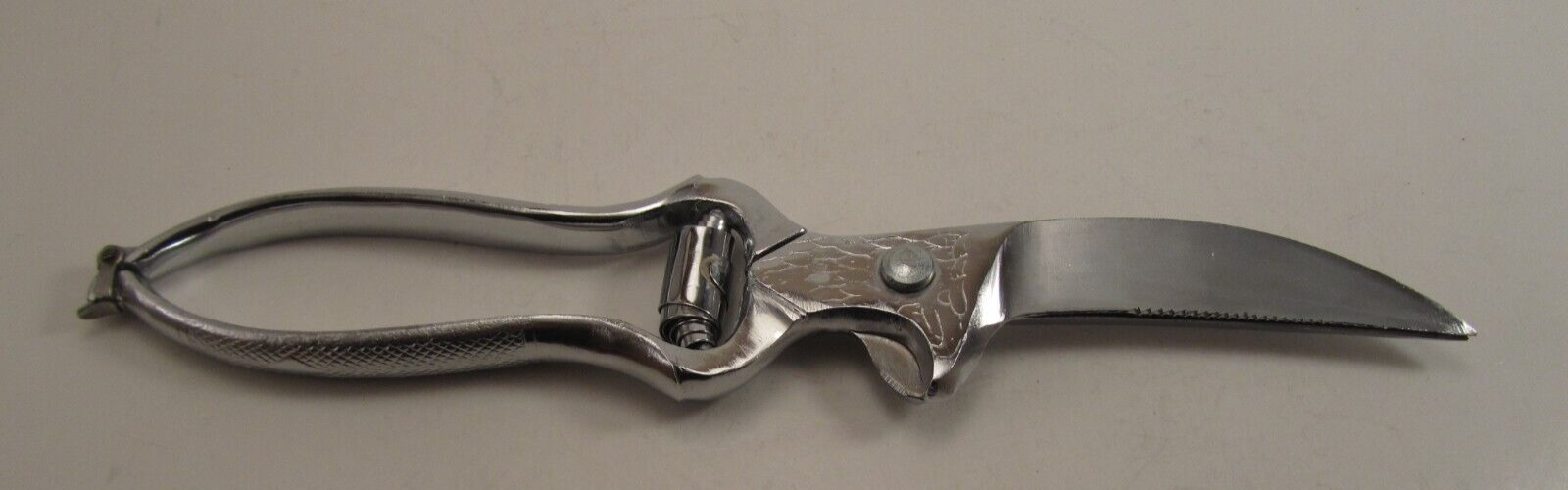 Vintage Eagle Head Poultry Scissors Shears Meat Bone Cutters 10.5" Locking