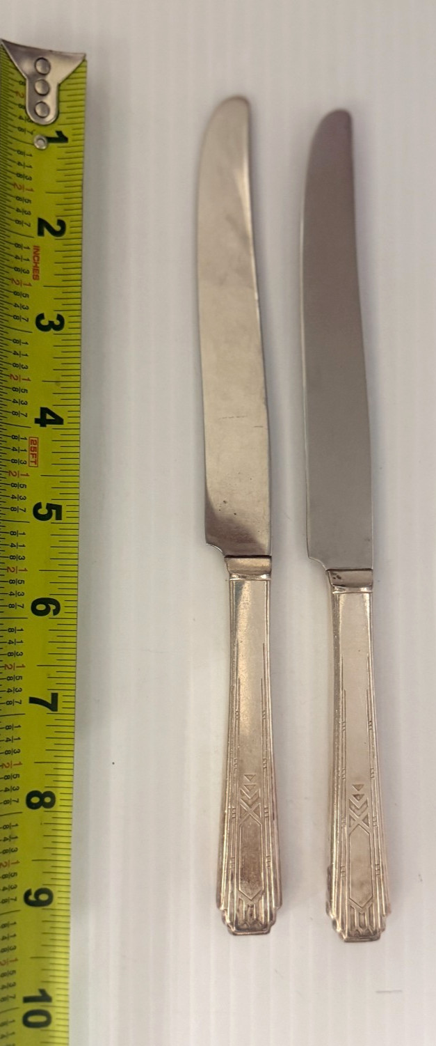 2 Friendship Medality Oneida  Tudor plate Hollow handle dinner knife 1932 9 3/8"