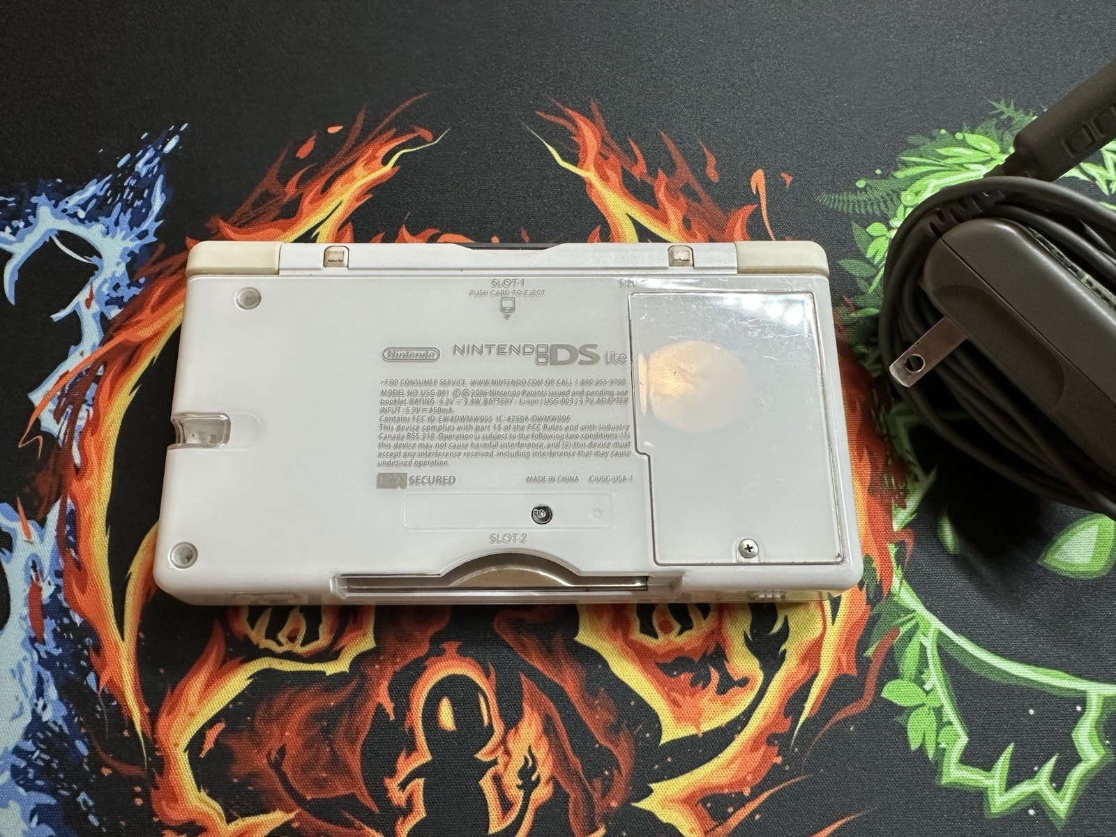 Nintendo DS Lite White Handheld Console with Charger, Wi-Fi, Touch Screen