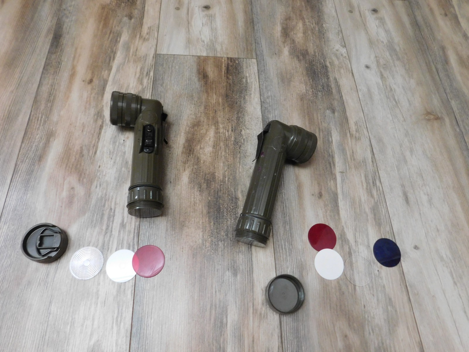 2 MILITARY FULTON MX 991/U GREEN ANGLEHEAD FLASHLIGHT