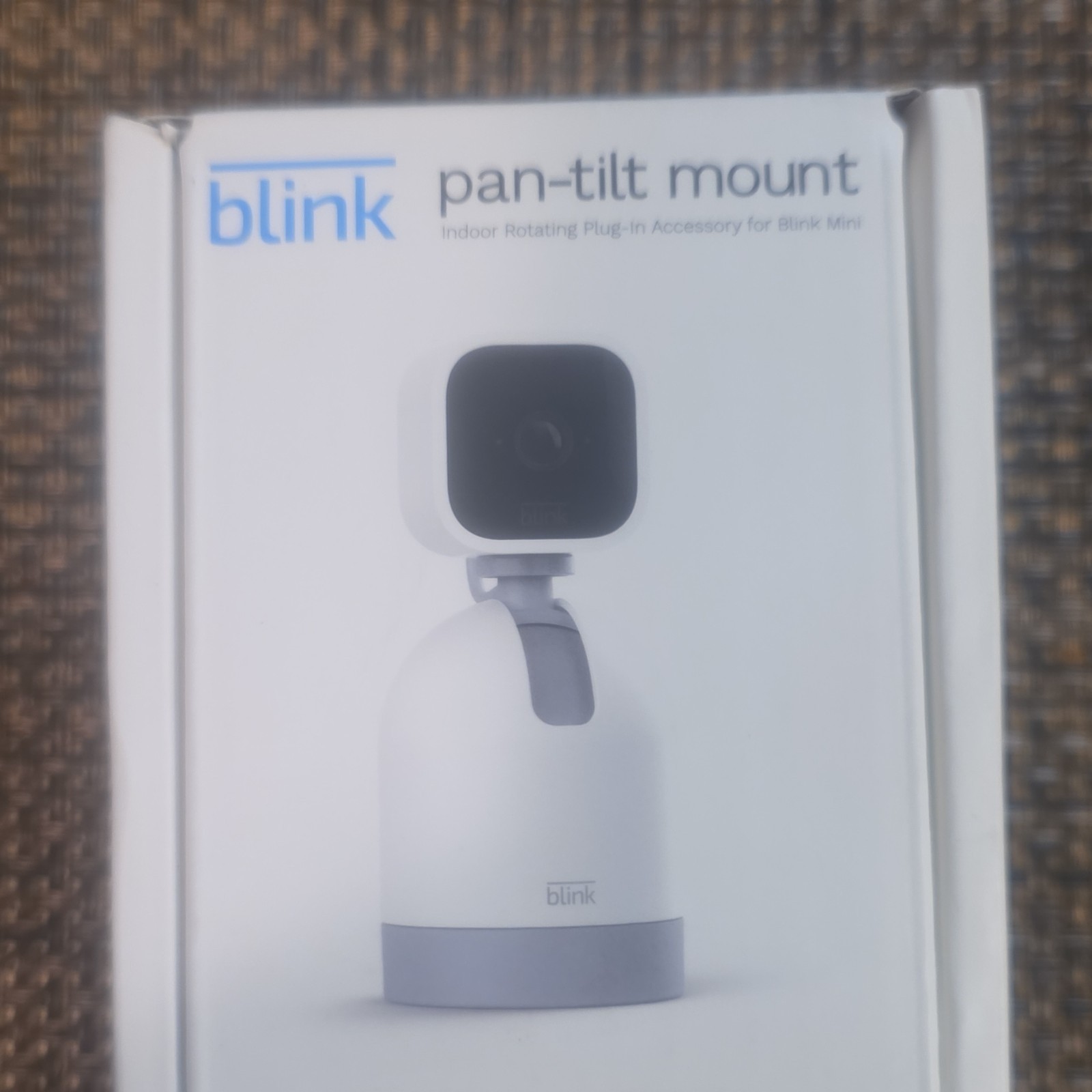 Blink Pan-Tilt Mount Indoor Rotating Plug-In 360° View Motion Detection for Mini