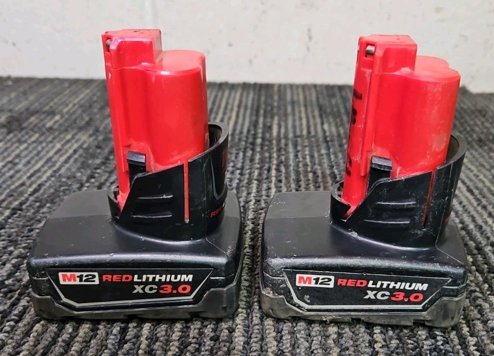 Milwaukee Tools 2432-22 M12 Cordless Proplex Expansion Tool Kit