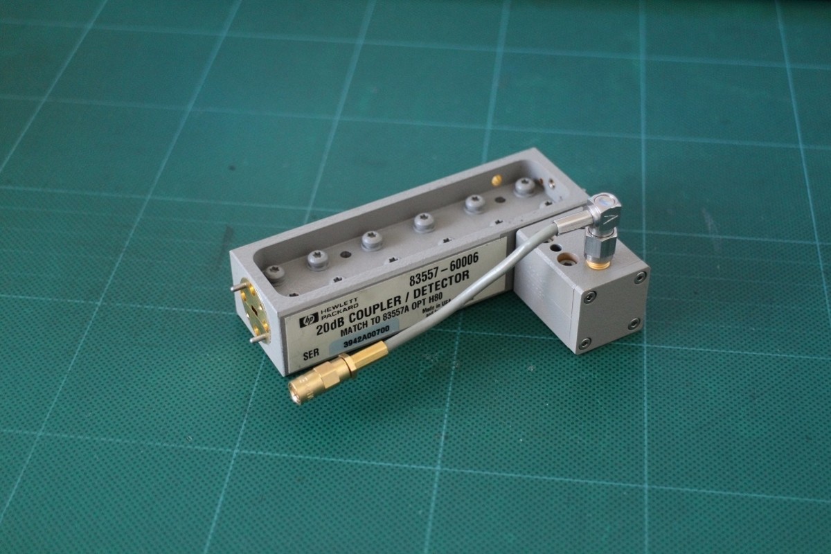 Agilent 83557-60006 50-80GHz 20dB Coupler Detector Japan