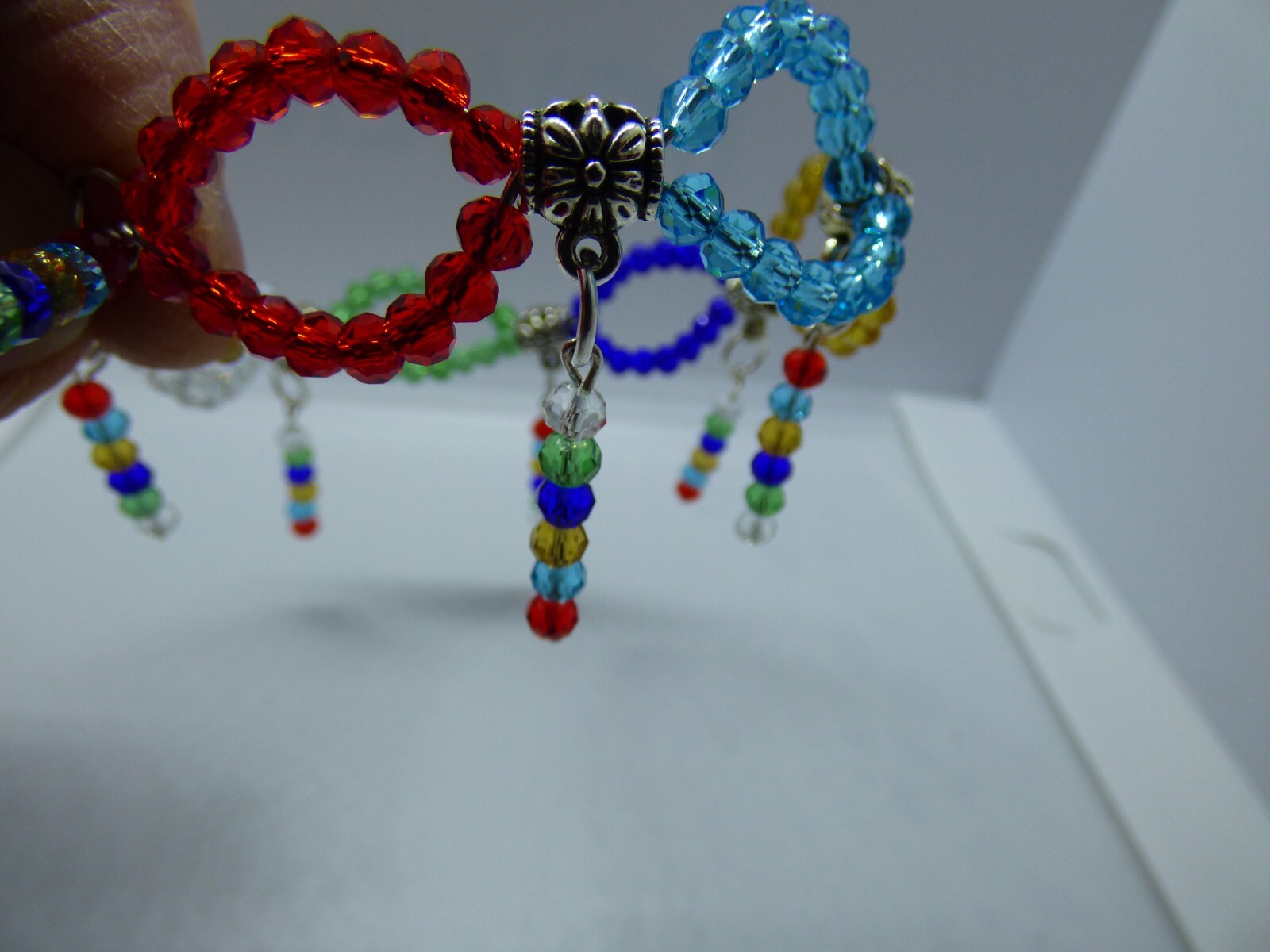bracelet wire beads dangles rainbow lobster claw. 0273