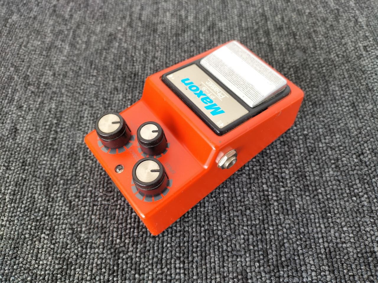 MAXON Model PT-9