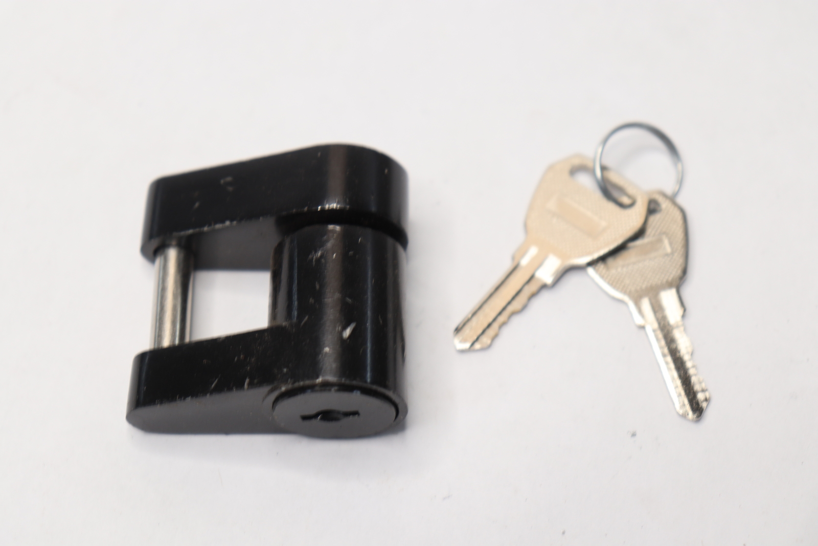 Coupler Style Padlock with Keys Black