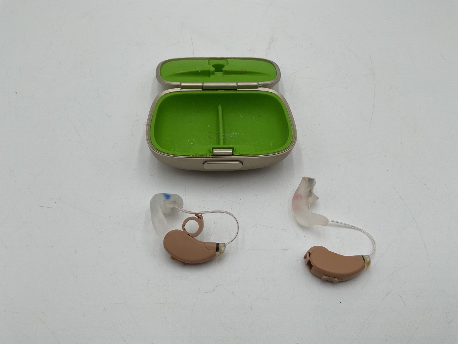 Vintage Fit Left & Right Hearing Aid Aids Parts Or Repair