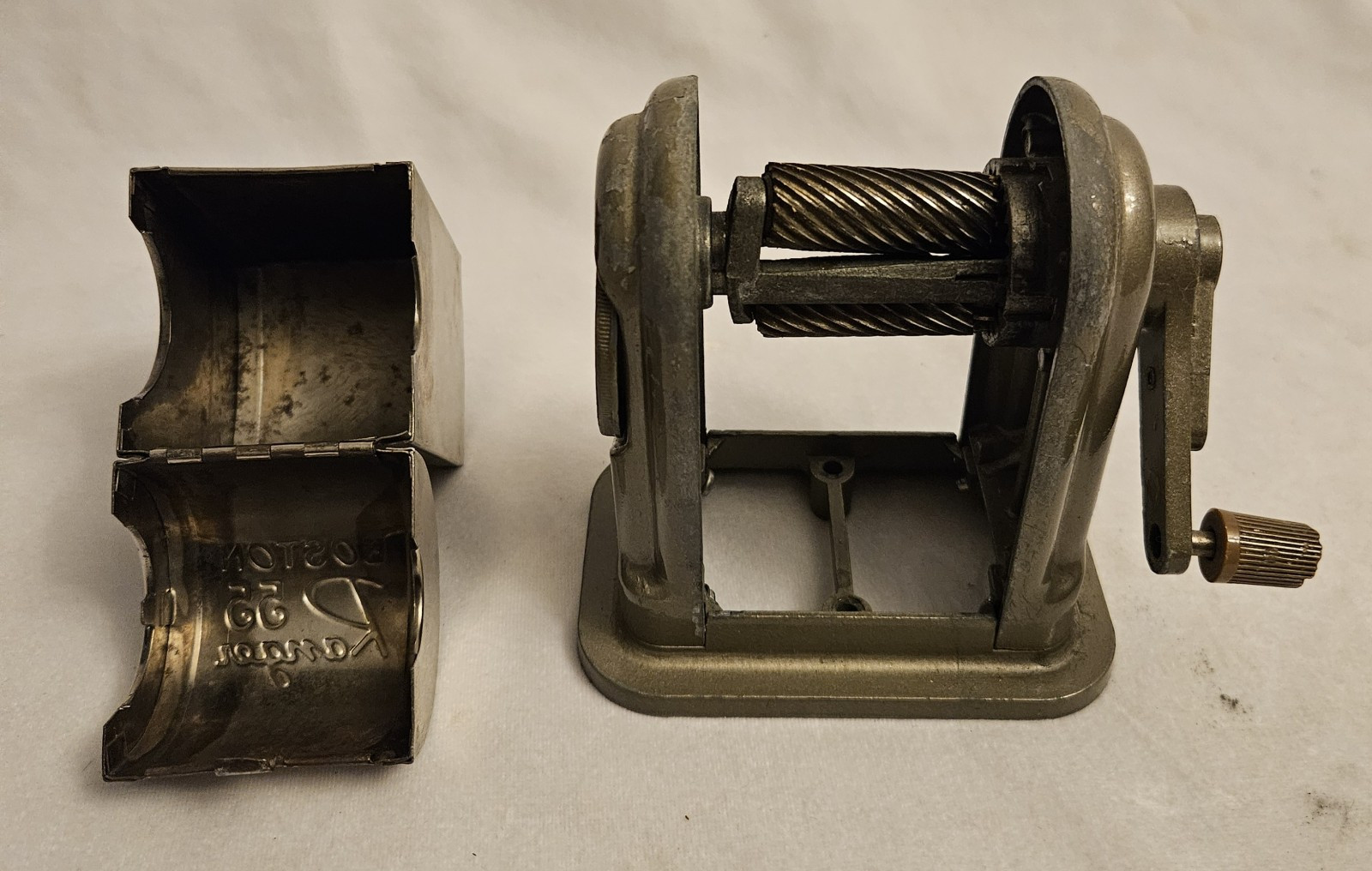 Boston Ranger 55 Vintage 6 Hole Adjustable Point Selector Pencil Sharpener