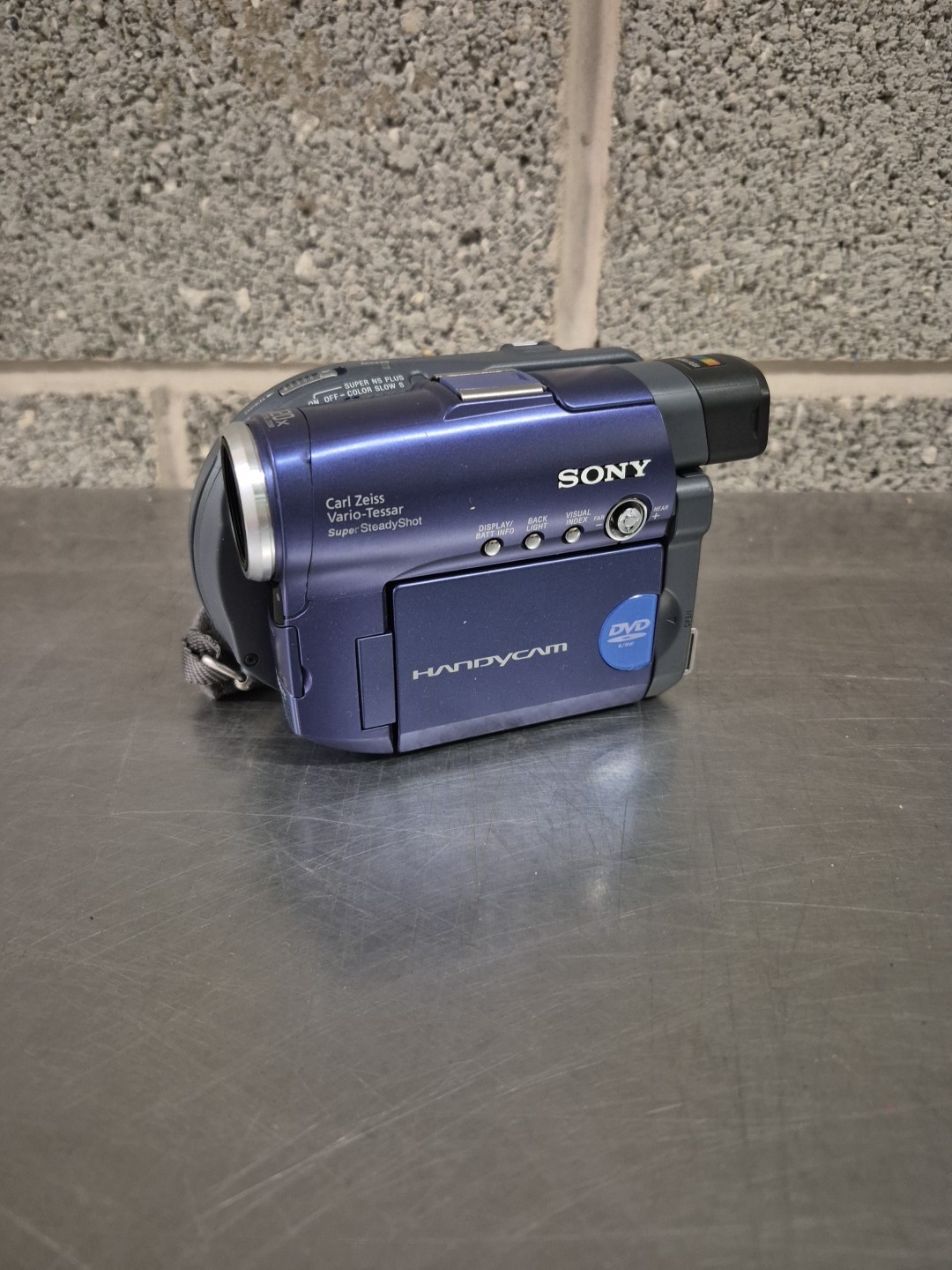 Sony Handycam DCR-DVD91E Mini DVD Camcorder Blue 120x Zoom NightShot No Charger