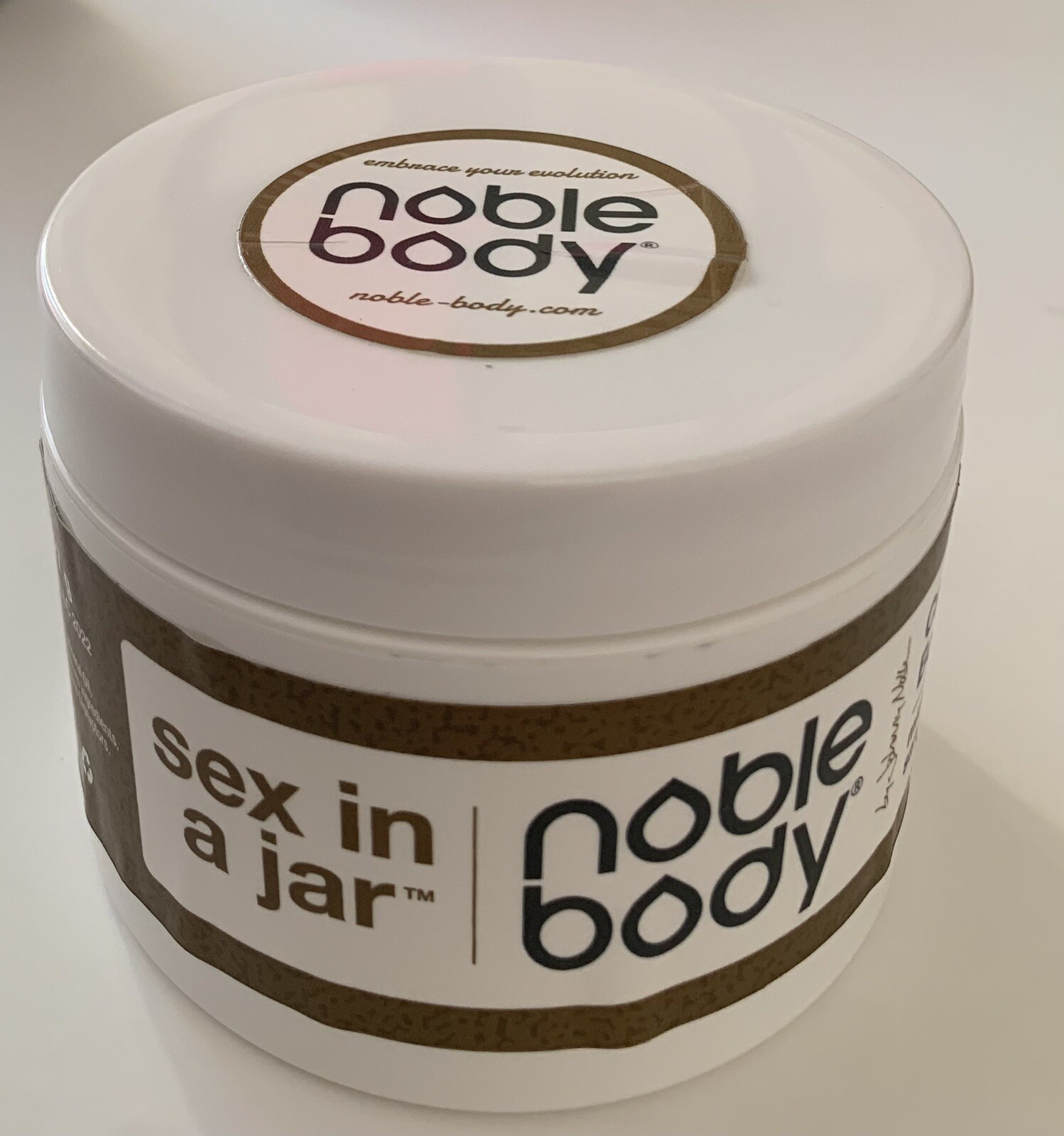 NOBLE BODY Sex in a Jar Cane Sugar Body Scrub MIDNIGHT VANILLA Sandalwood Amber