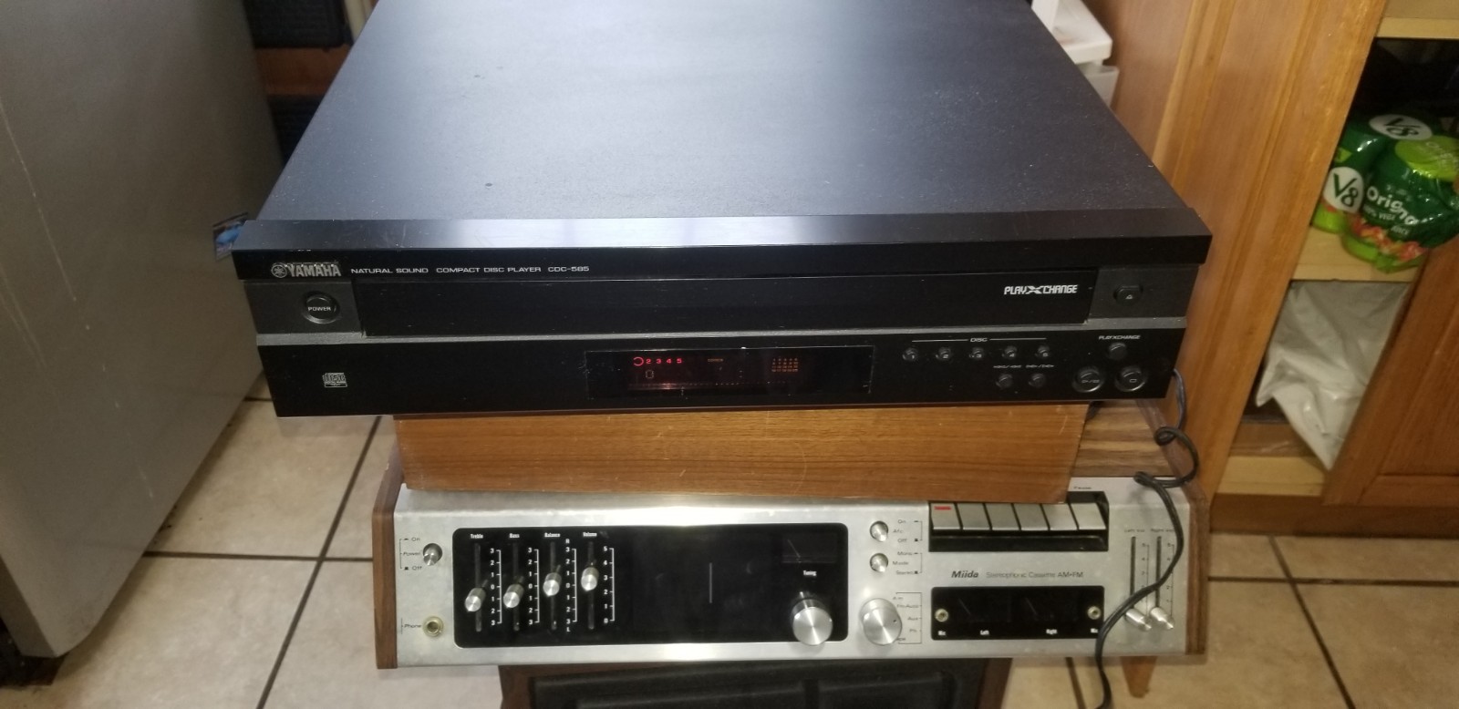 Yamaha CDC-585 Natural Sound Compact Disc CD Player Stereo Deck Tested new belts