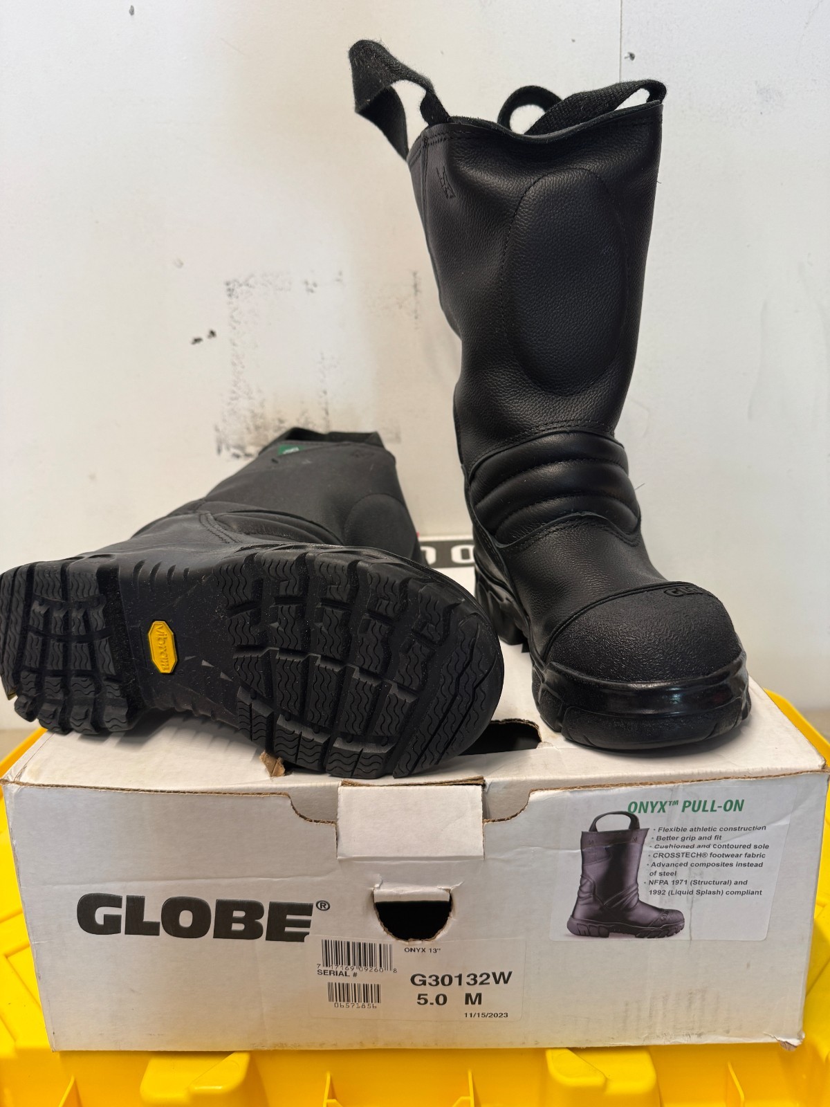 NEW Globe Onyx firefighting structural boots size 5 M