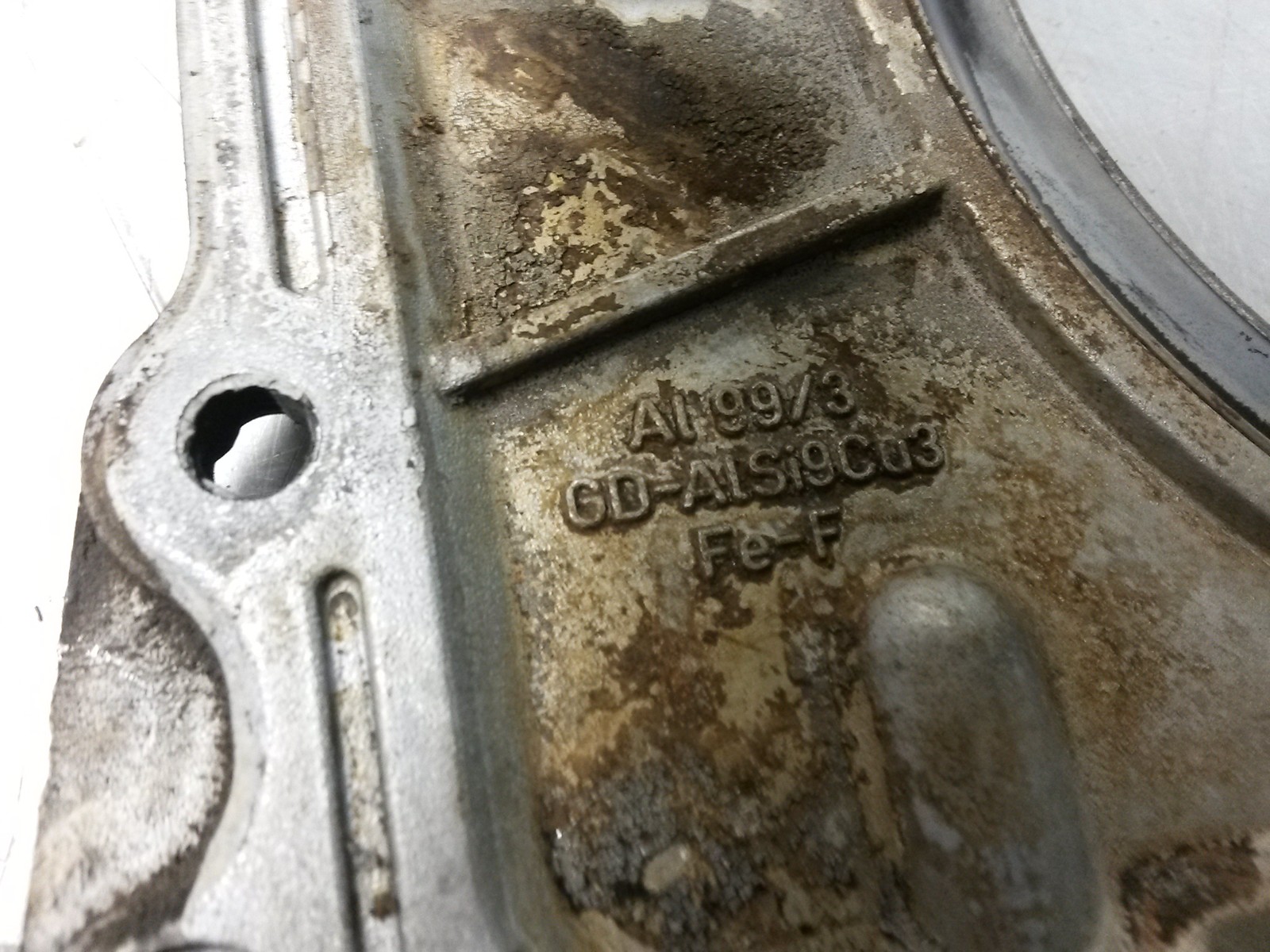 Rear Oil Seal Housing From 2012 Chevrolet Equinox 3.6 12637710