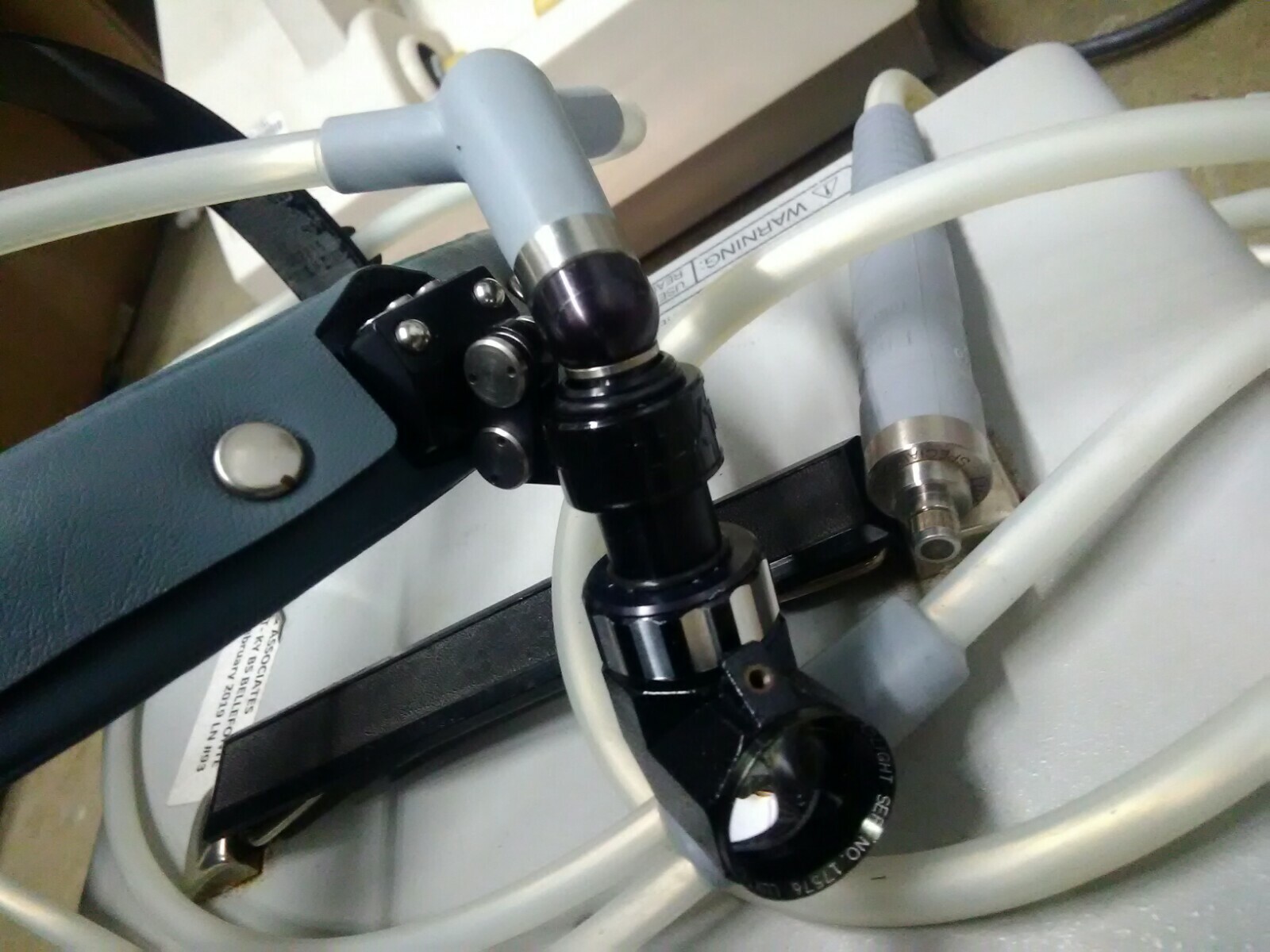 LUXTEC ACO SERIES 8000 FIBEROPTIC LIGHTSOURCE WITH HEADLIGHT (L2)