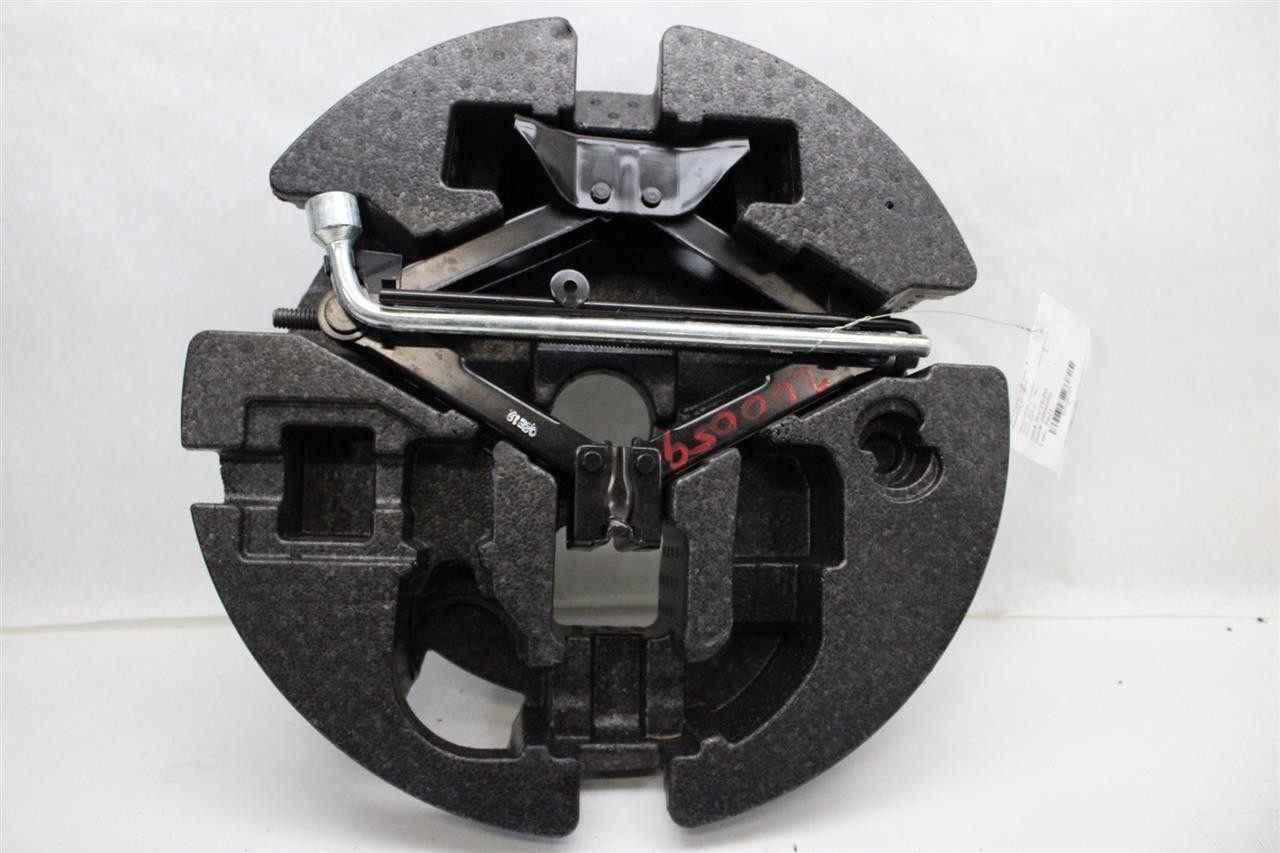 Used Floor Jack fits: 2020 Land rover Evoque  Grade A