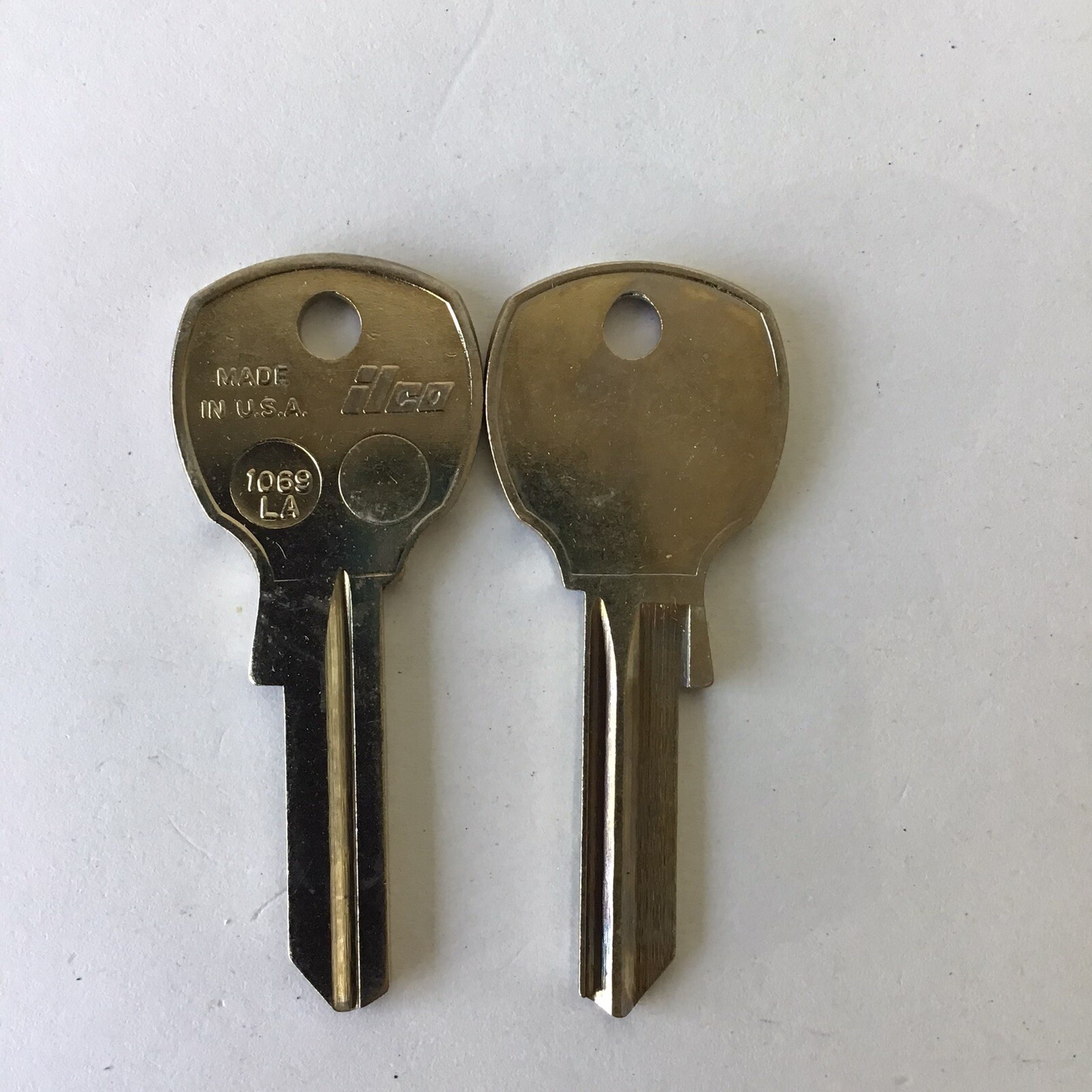1069LA Rockford ILCO lot of 49 uncut key blanks