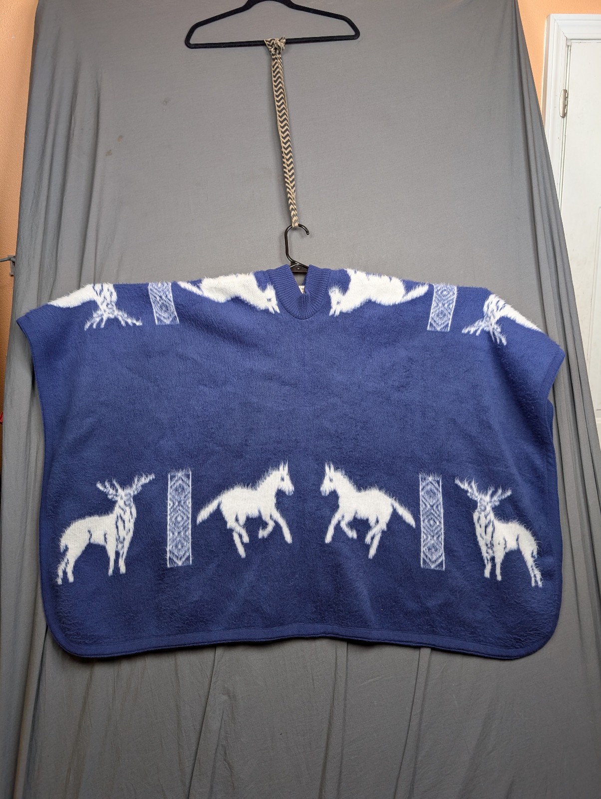 Mexican Gavan Wild Horse and Deer Design