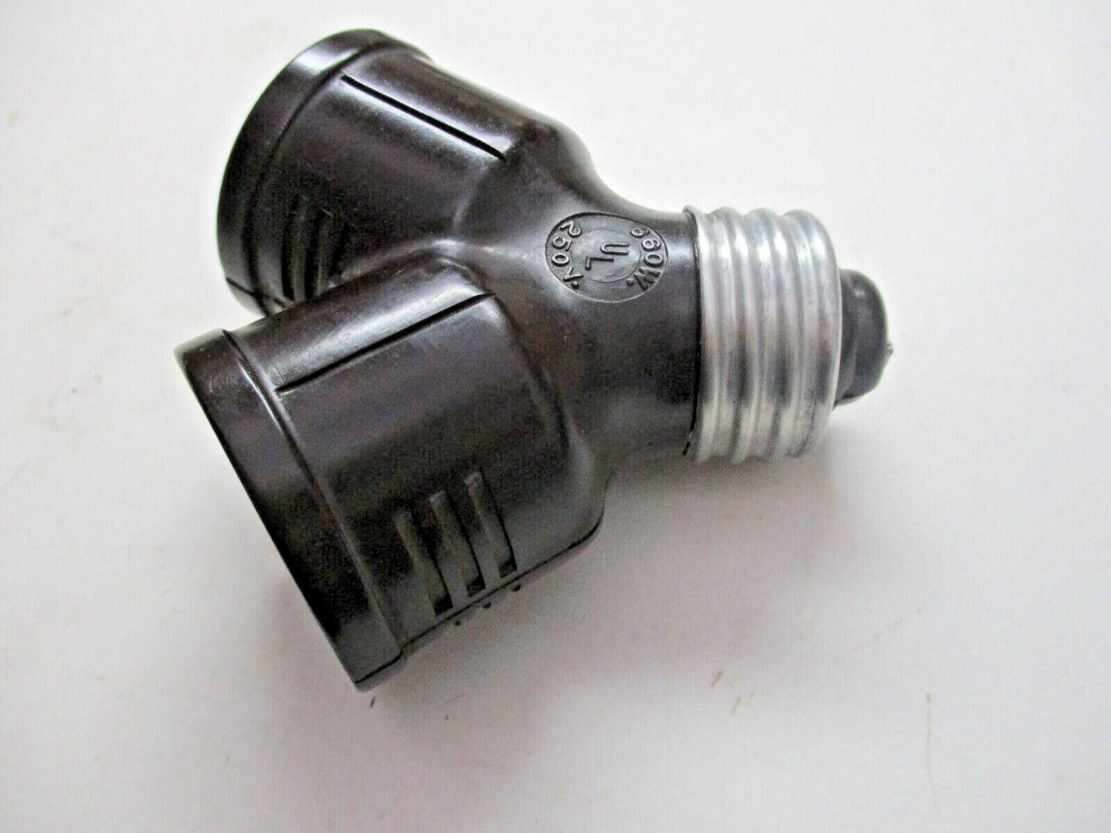 M Ribbed Brown Bakelite Light Bulb Dual Socket Medium Base Adapter MCM Vintage