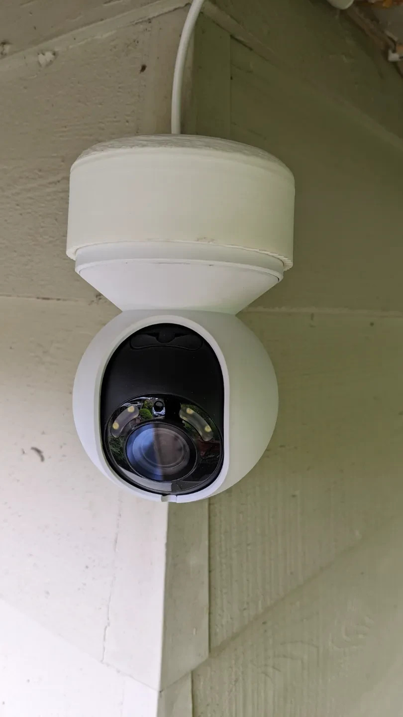 Corner Mount For Reolink E1 Outdoor Camera – Outside Wall Bracket