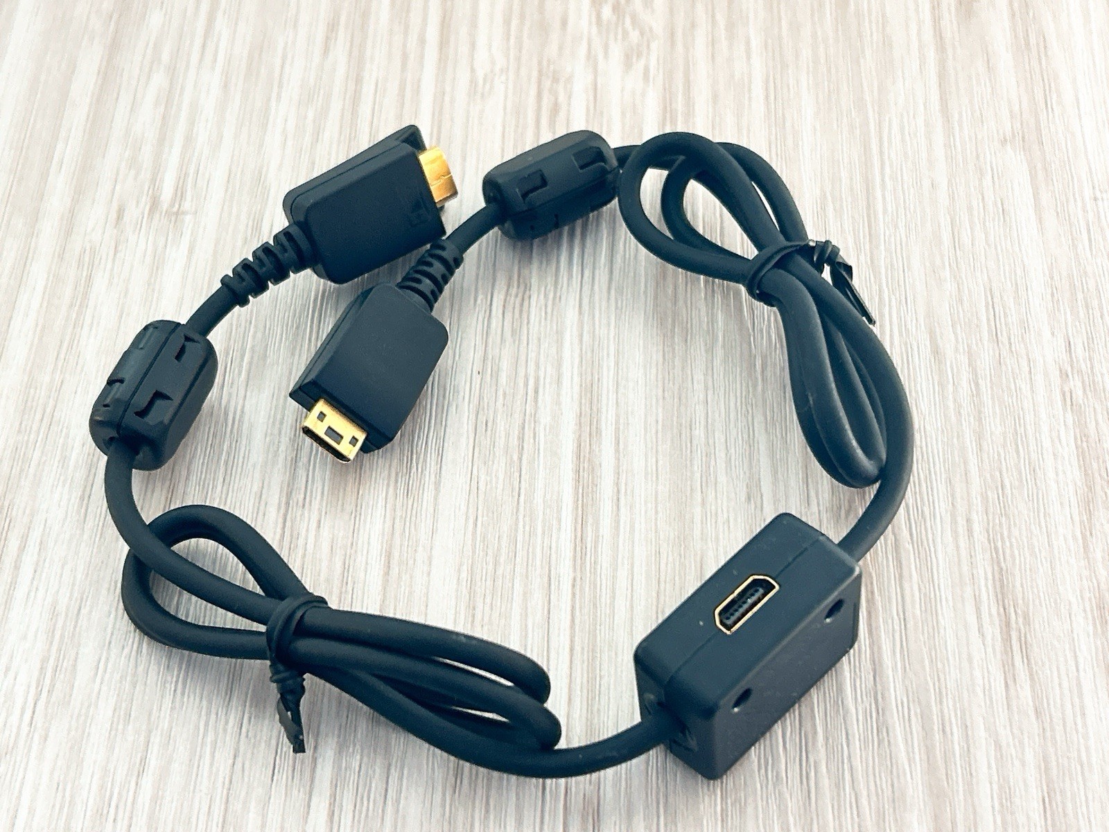 Nintendo GameBoy Micro OEM Link Cable Adapter OXY-008 Complete in Box CIB Tested