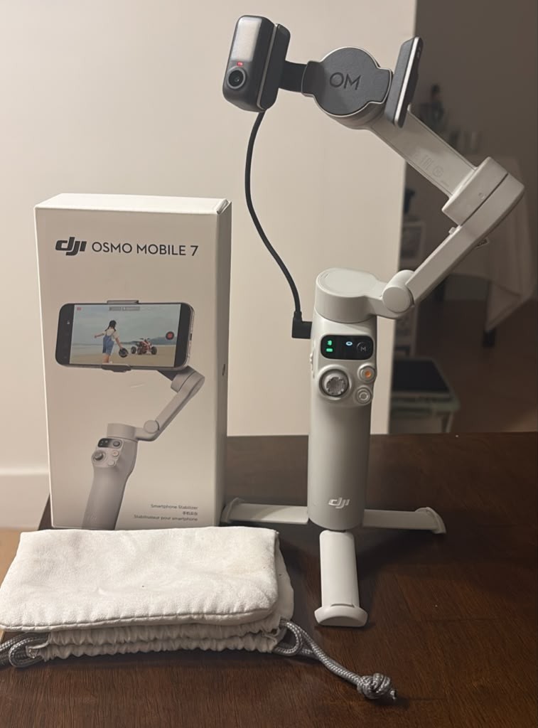 DJI Osmo Mobile 7 Smartphone Gimbal Stabilizer w/ DJI Accessory