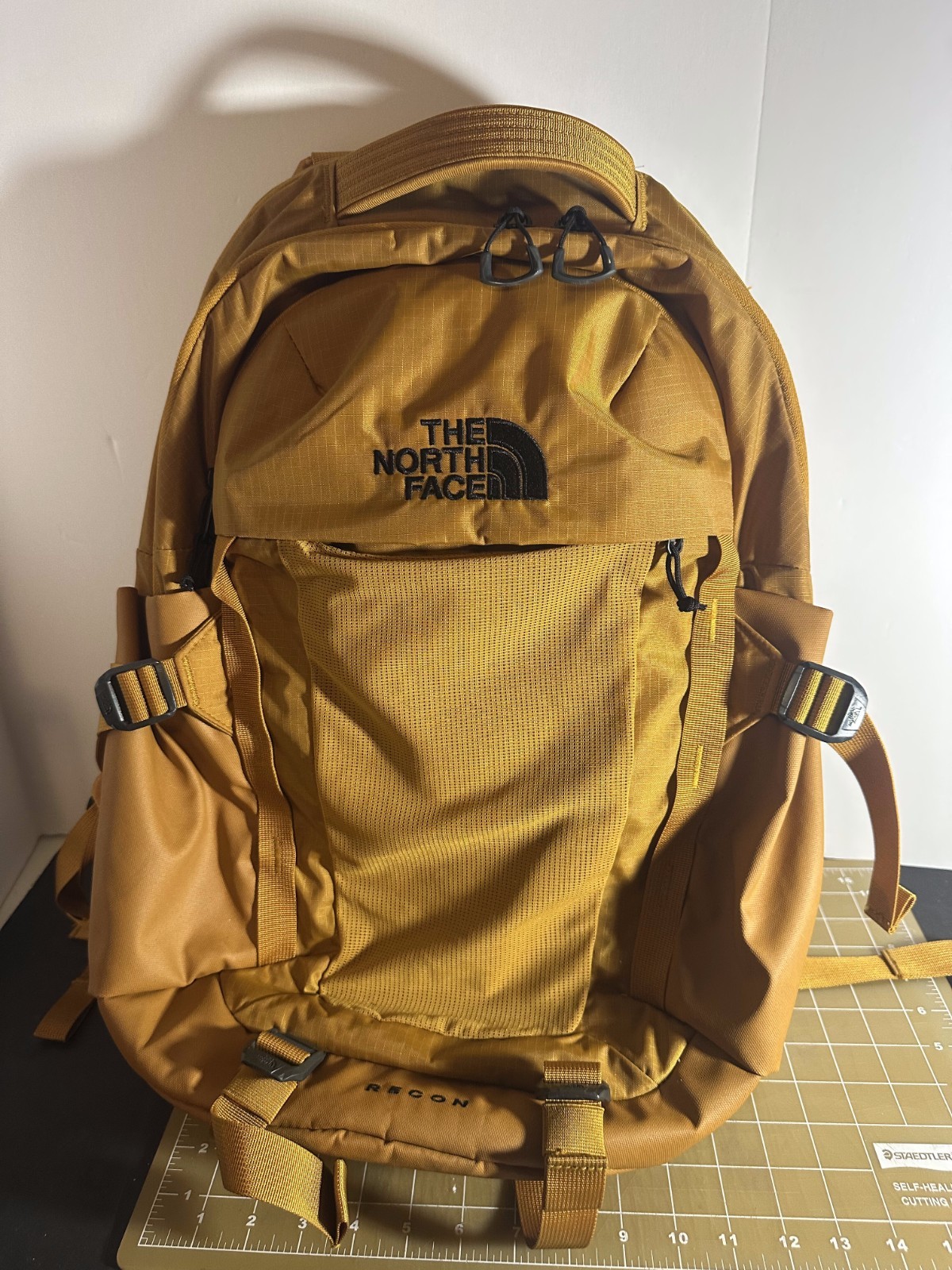 The North Face Recon Backpack 30L Wheat Tan Laptop Hiking School Used