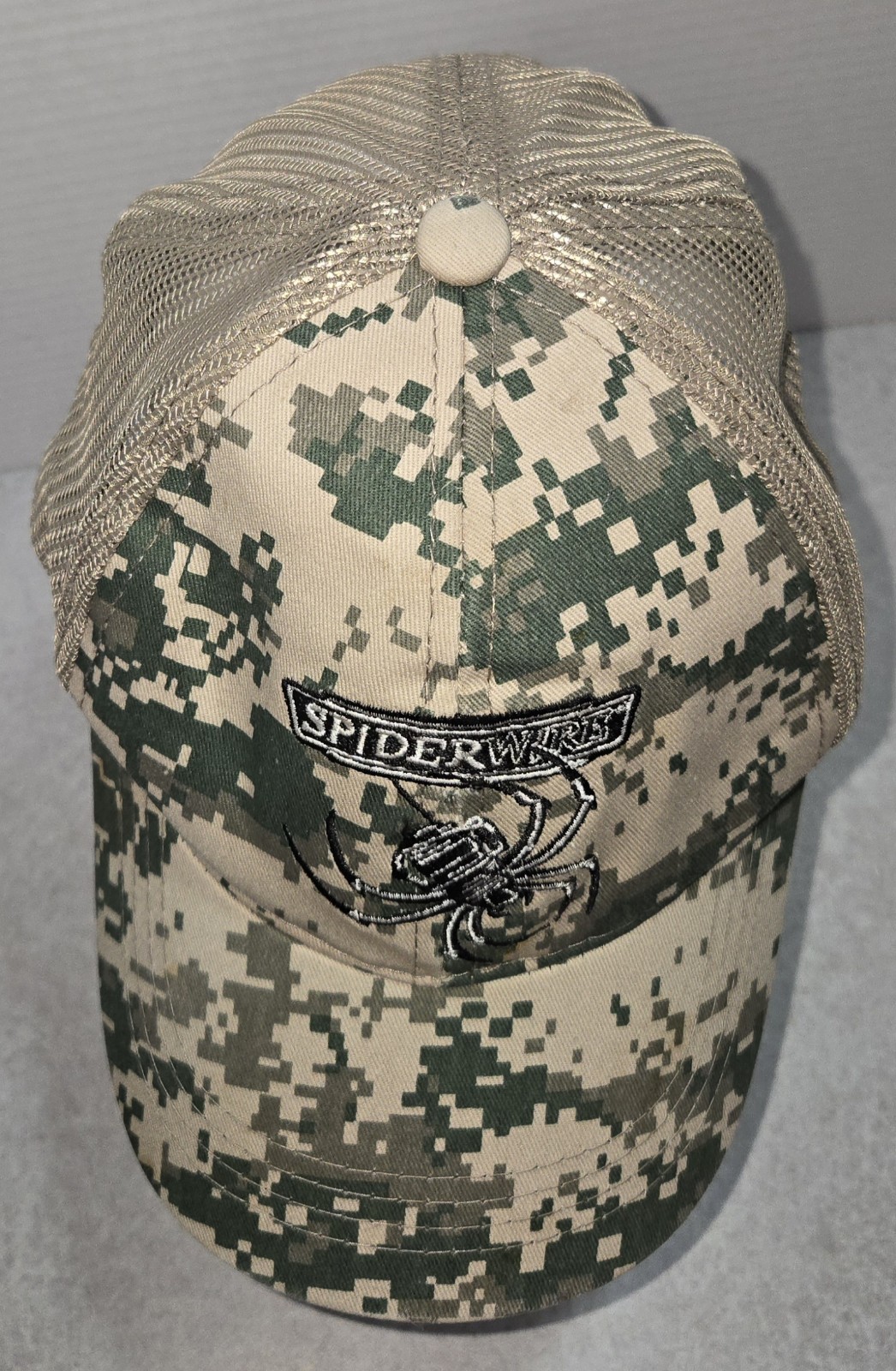 Spider wire Camouflage Fabric Tan Mesh Trucker Hat Cap Hook Loop READ