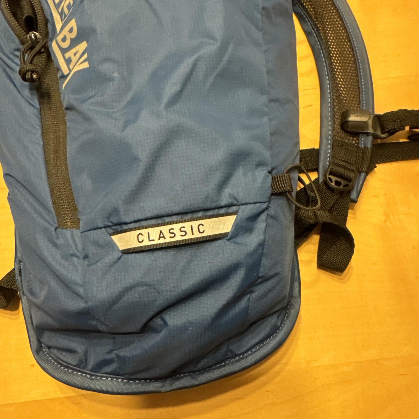 Camelbak 2L / 70 oz Rogue Light Hydration Backpack (Blue)