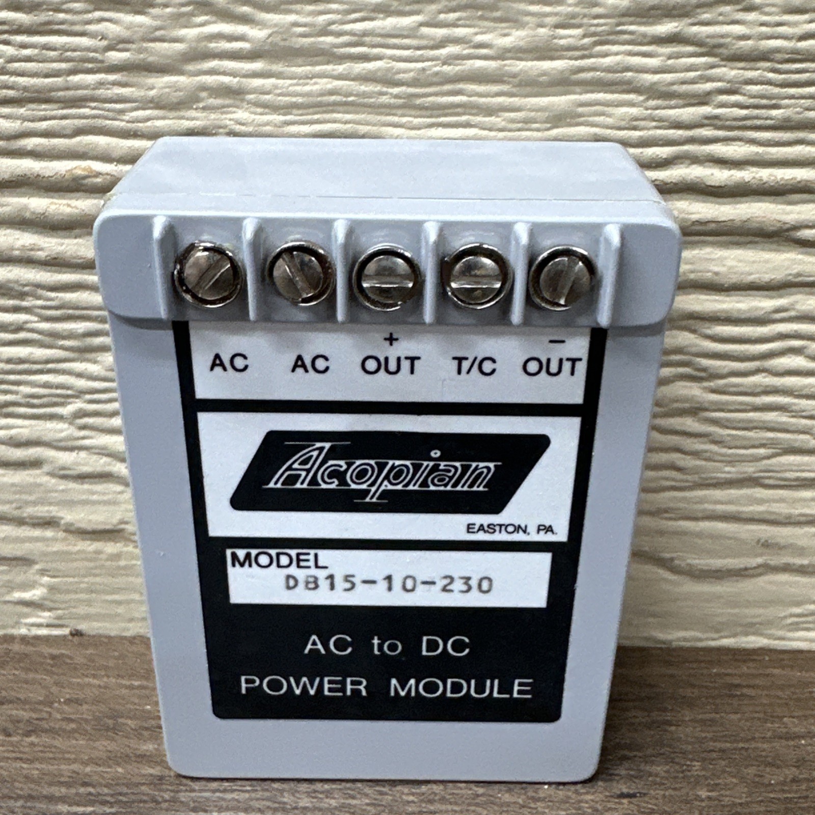 Acopian DB15-10-230 AC to DC Power Module New