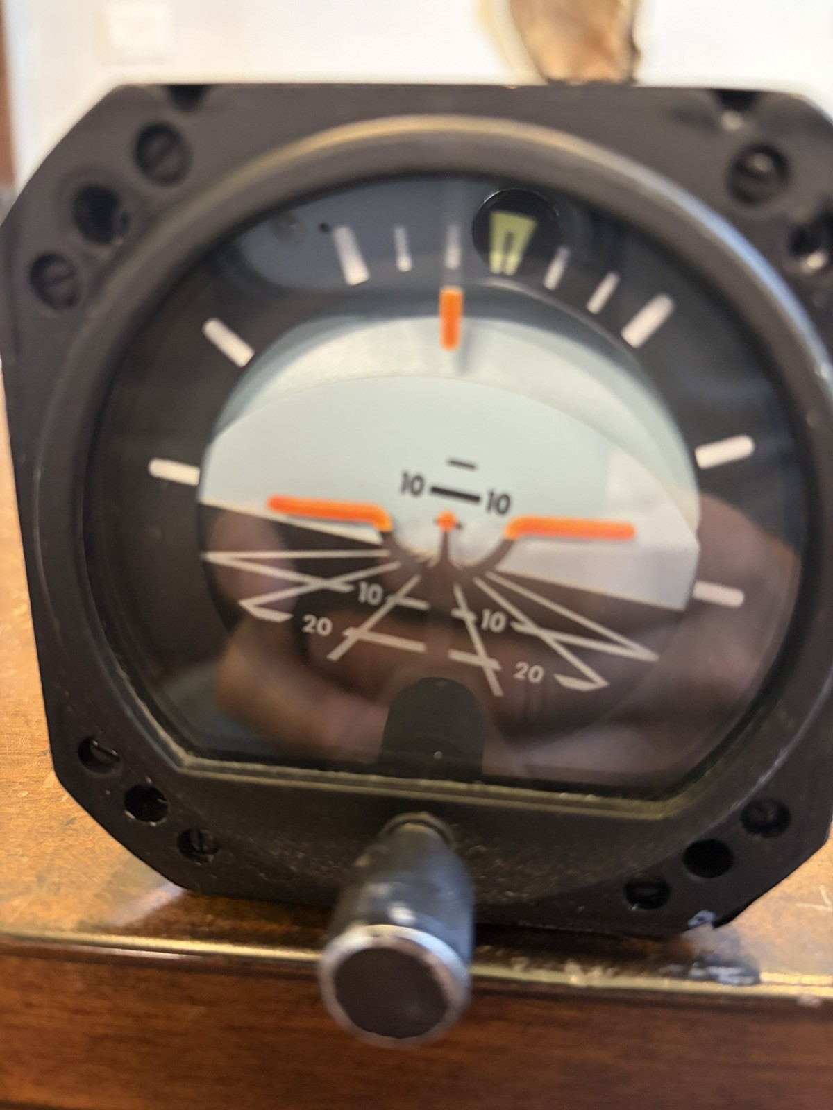 Bendix Avionics AIM 251CF Attitude Gyro 504-0001-902