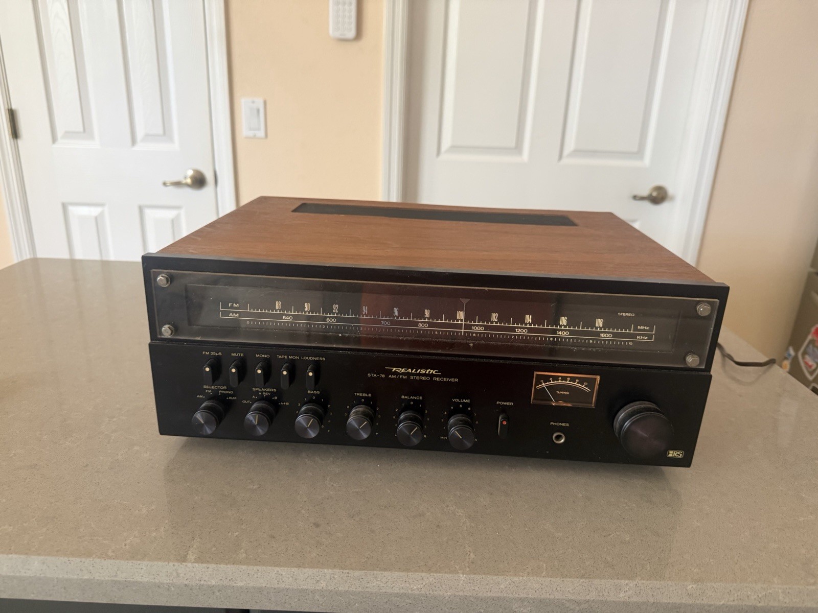 Realistic Sta-78 Stereo Receiver