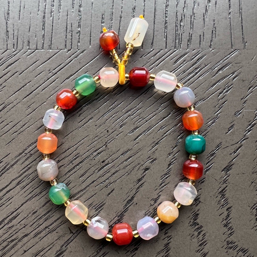 Colorful Agate with charm bracelet 6.5’
