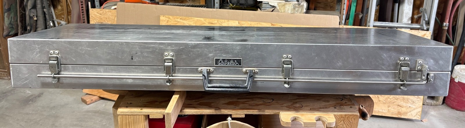 Cabela’s Aluminum Hard Travel 2 gun Gun Case. 52” x 16” x 6”