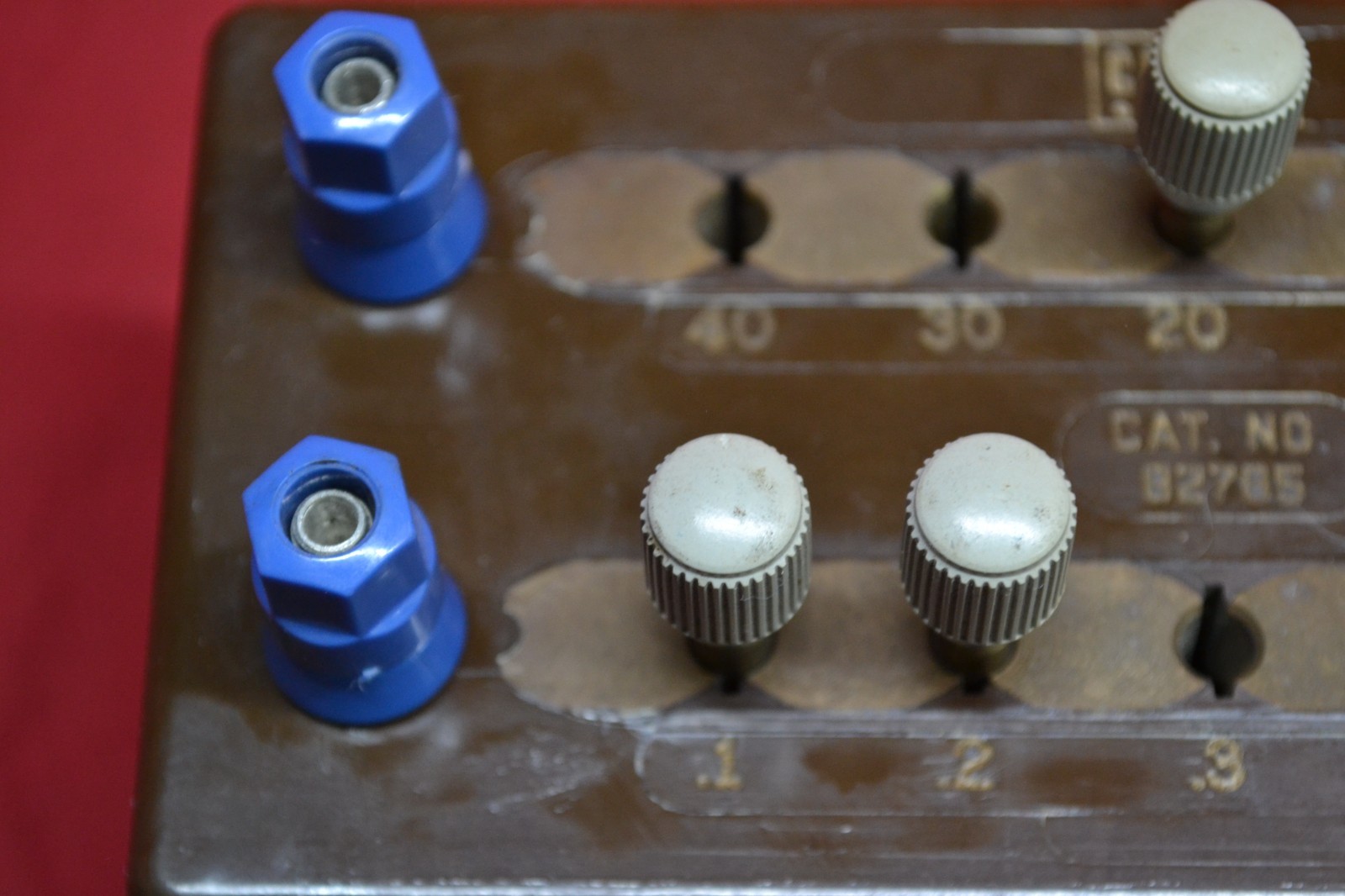 Vintage Central Scientific Cenco Electrical Resistance Decade Box * UNTESTED