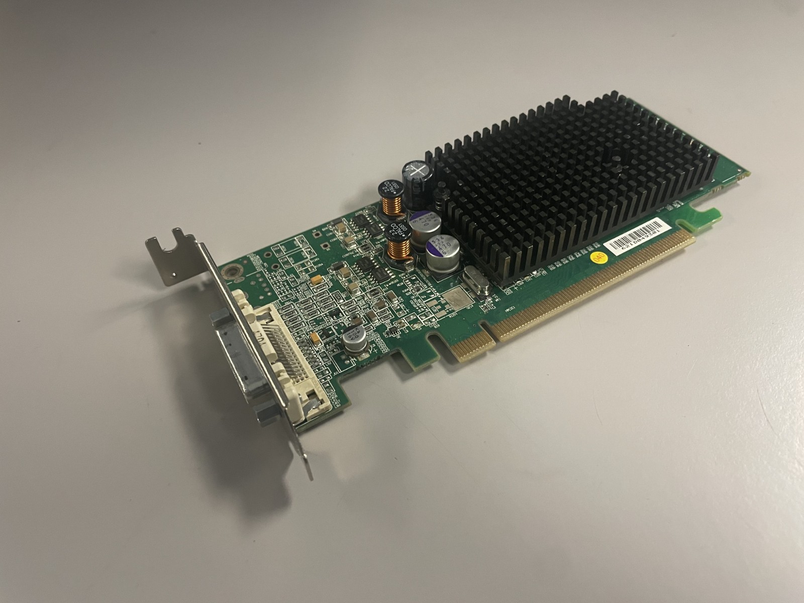 CN-0G9184-69702 - 109-A62931 -  PCI Express Video Graphics Card - Used