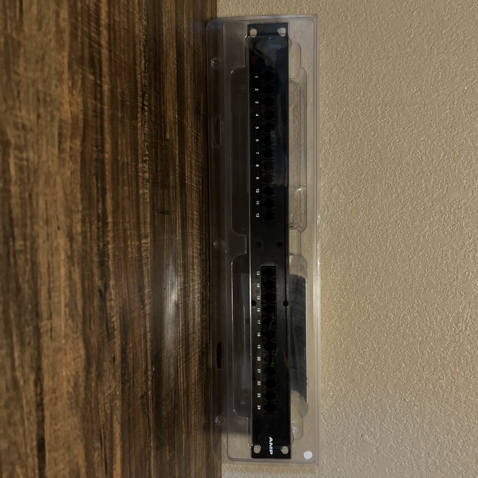 TE Connectivity Amp 406330-1 Cat5E 24-Port Universal Patch Panel