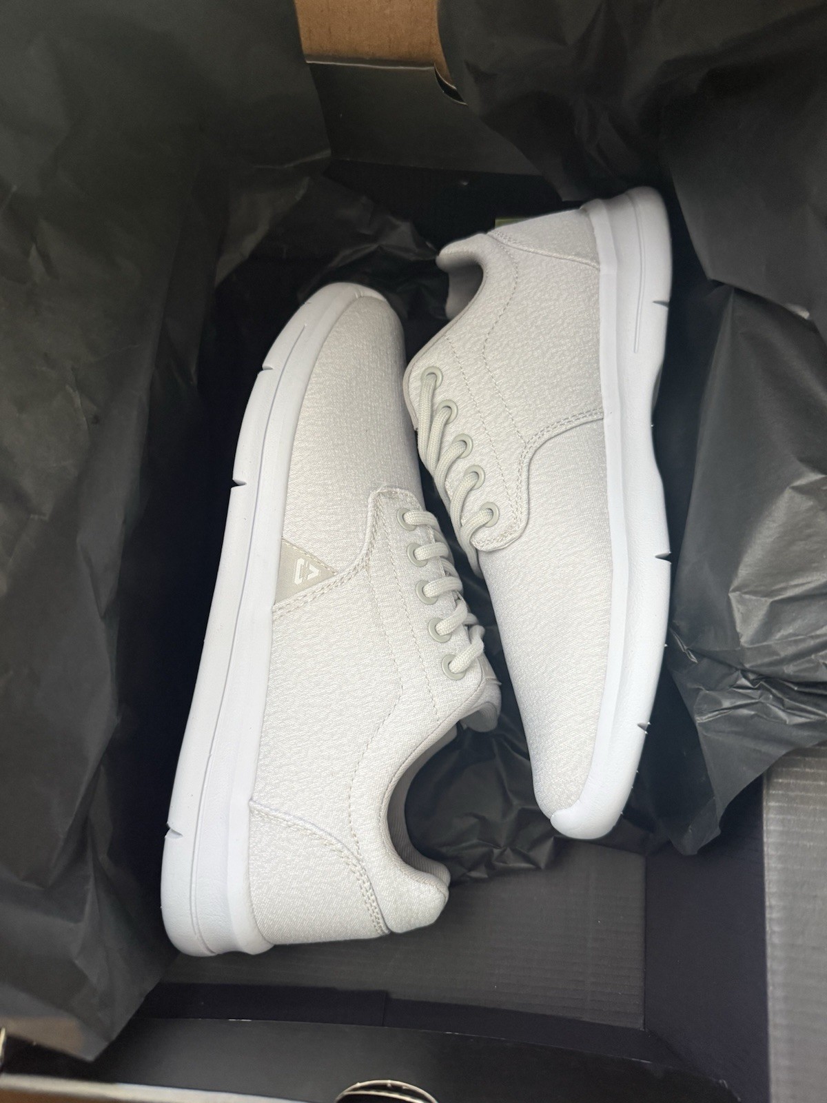 Travis Mathew Men's The Daily Sneaker Heather Light Grey Size 8 4MW166/0HLG