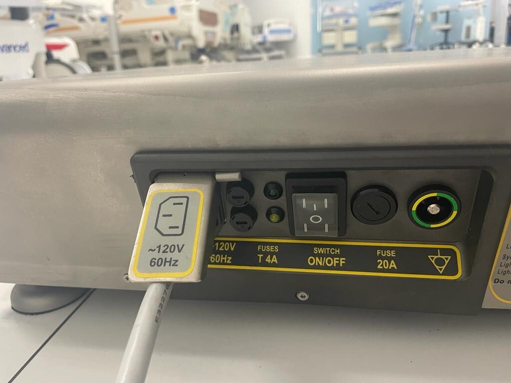 Famed Operating Table, Electric Model: SU-07