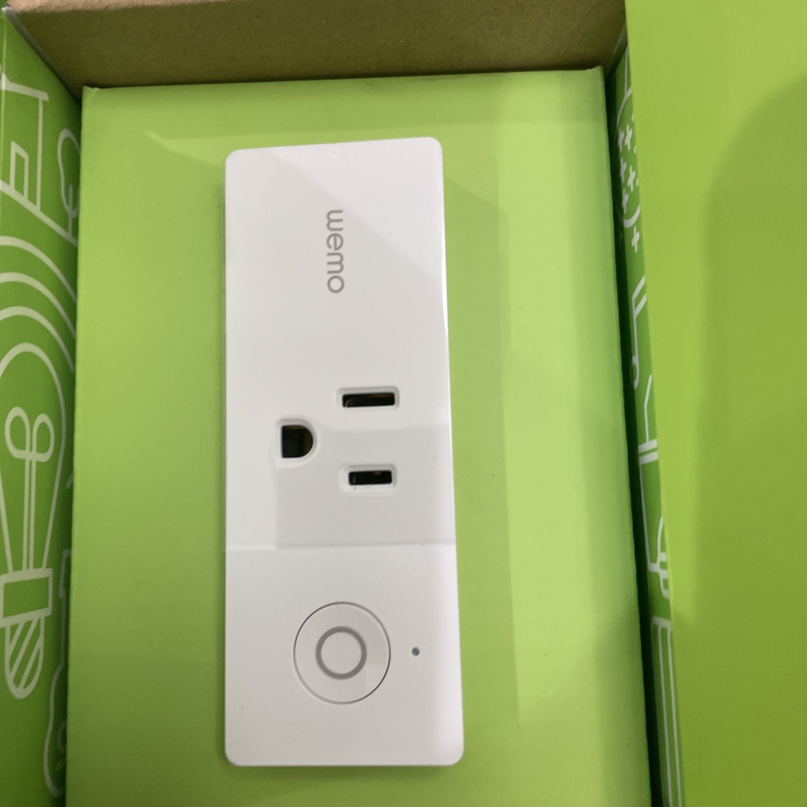 WeMo Mini Wi-Fi Smart Plug - White New open box