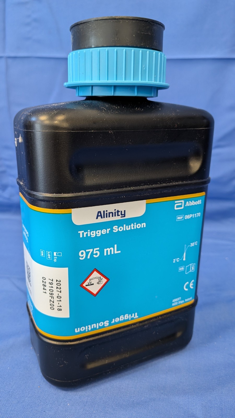 Abbott Alinity 975mL Trigger Solution P/N# 06P1170